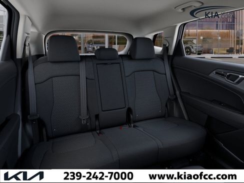 New 2026 Kia Sportage LX image 16