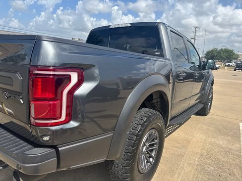 Used 2019 Ford F150 Raptor w/ Equipment Group 802A Luxury AWD/4WD image 6