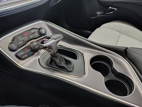 Used 2022 Dodge Challenger SRT Hellcat image 36