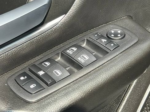 Used 2023 RAM 1500 Big Horn AWD/4WD image 17