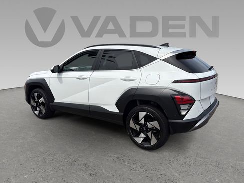 Used 2024 Hyundai Kona Limited AWD/4WD image 23