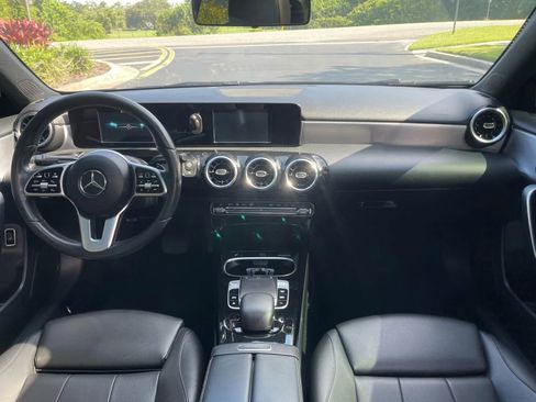 Used 2020 Mercedes-Benz A 220 4MATIC image 9