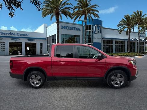 Certified 2024 Honda Ridgeline TrailSport image 9