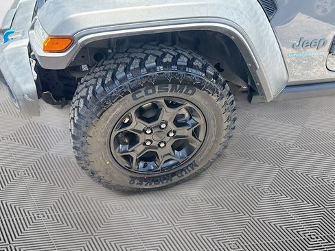 Certified 2023 Jeep Wrangler Unlimited AWD/4WD image 35