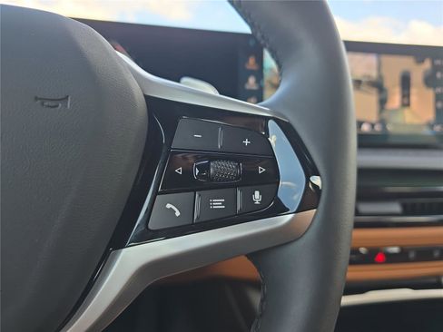 Certified 2025 BMW 330i Sedan w/ Convenience Package image 22