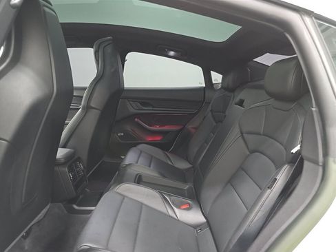 Used 2022 Porsche Taycan 4S AWD/4WD image 8