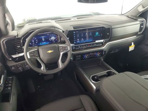 New 2026 Chevrolet Silverado 3500 LT w/ All Star Edition AWD/4WD image 17