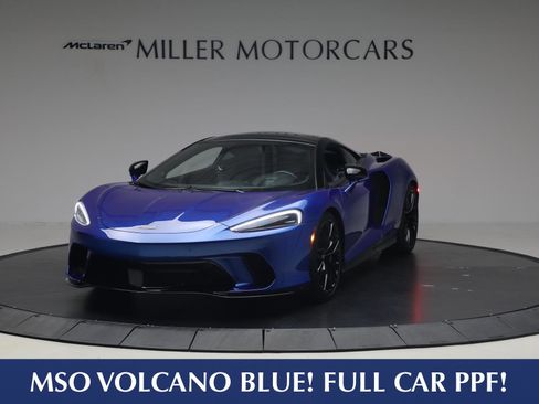 Used 2023 McLaren GT RWD image 1