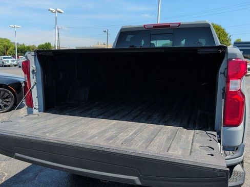 Used 2025 Chevrolet Silverado 1500 RST AWD/4WD image 37