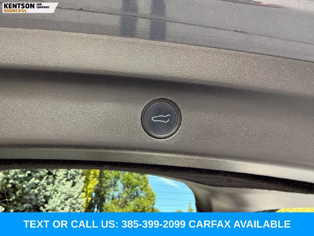 Used 2022 Tesla Model Y Performance AWD/4WD image 26