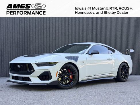 Used 2025 Ford Mustang GT Premium w/ GT Performance Package RWD image 1