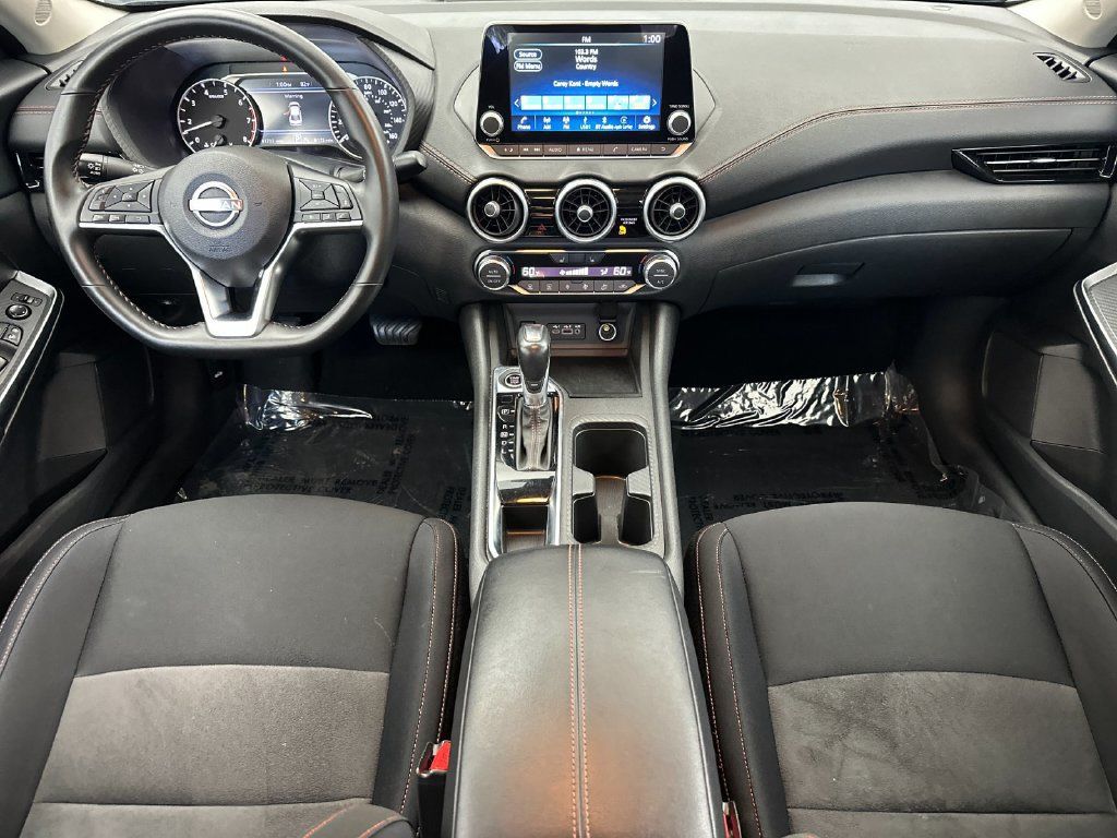 Used 2025 Nissan Sentra SR FWD image 12