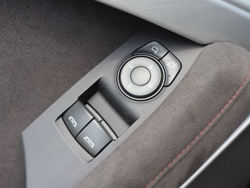 Used 2022 Chevrolet Camaro ZL1 RWD image 24