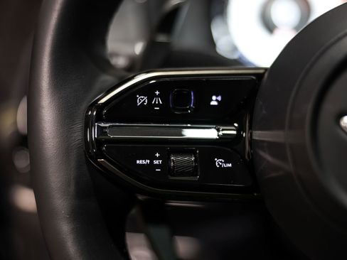 Used 2025 Aston Martin DBX 707 image 36