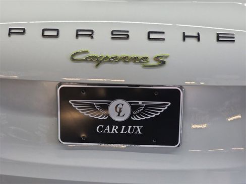 Used 2017 Porsche Cayenne S Platinum w/ Premium Package Plus (Pjy) image 27