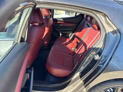 New 2026 MAZDA MAZDA3 Hatchback w/Premium Plus Pkg AWD/4WD image 19