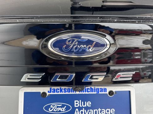 Certified 2024 Ford Edge Titanium w/ Titanium Elite Package image 14