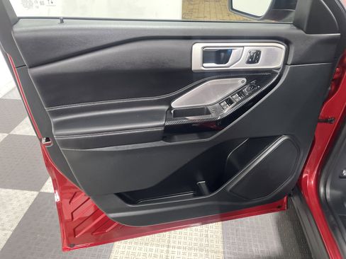 Used 2023 Ford Explorer ST w/ Equipment Group 401A image 9
