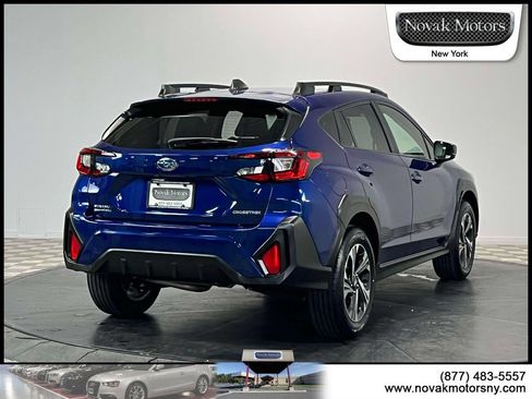 Used 2024 Subaru Crosstrek 2.0i Premium AWD/4WD image 8