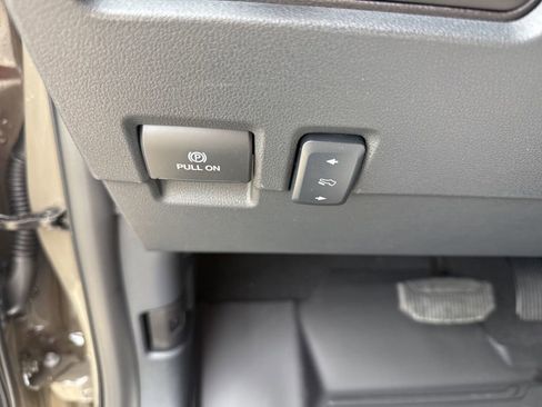 New 2026 Ford F250 Lariat w/ Chrome Package image 12