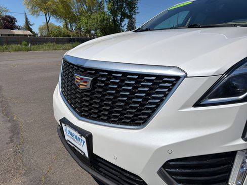 Used 2021 Cadillac XT5 Premium Luxury w/ Platinum Package AWD/4WD image 5