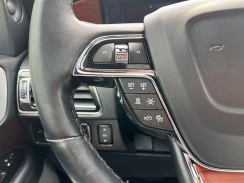 Used 2023 Lincoln Navigator L Reserve AWD/4WD image 28