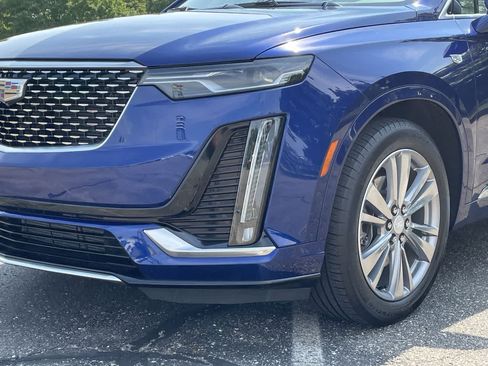 Used 2023 Cadillac XT6 Premium Luxury w/ Technology Package AWD/4WD image 42