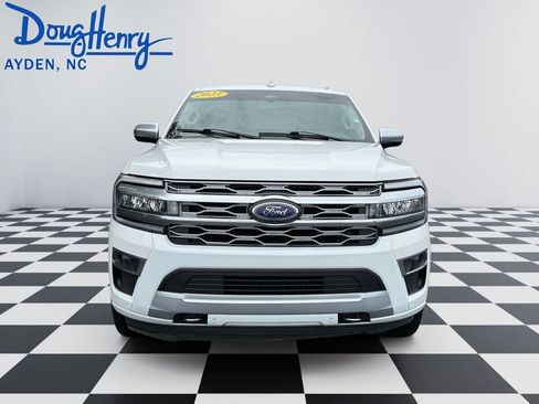 Used 2023 Ford Expedition Platinum AWD/4WD image 8