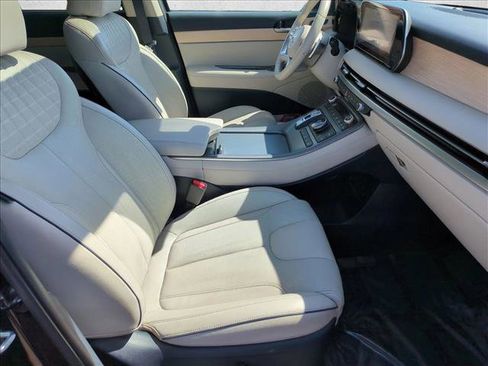 Used 2024 Hyundai Palisade Limited image 23