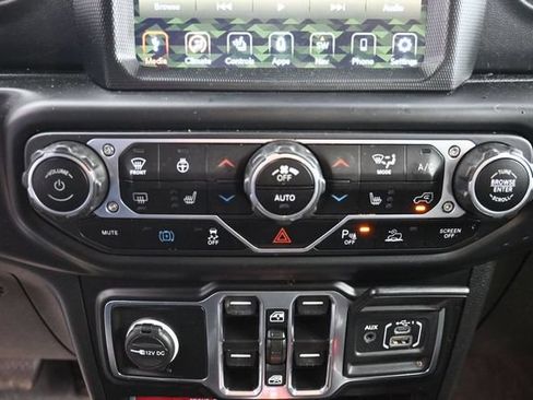 Used 2022 Jeep Wrangler Unlimited Rubicon 4xe w/ Cold Weather Group AWD/4WD image 27