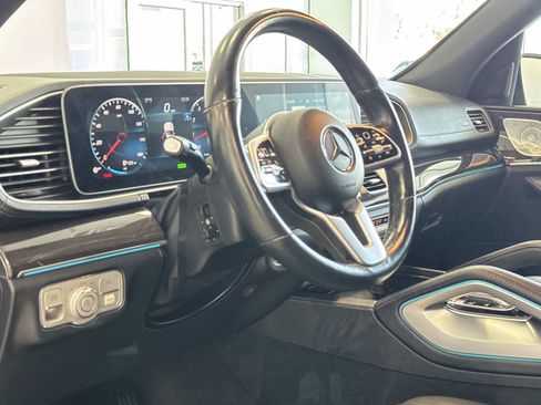 Used 2020 Mercedes-Benz GLS 450 4MATIC image 16