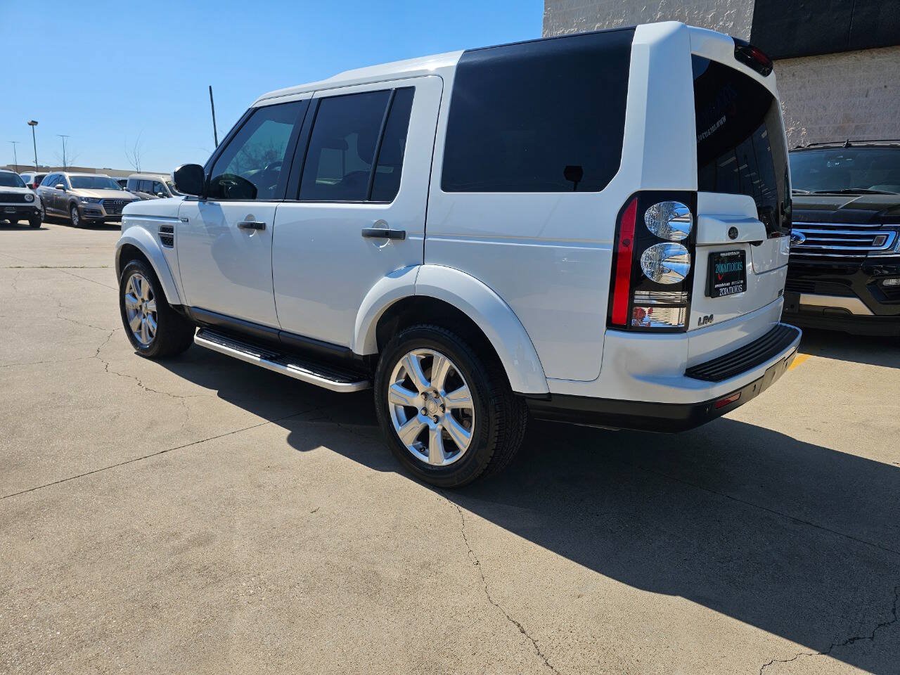 Used 2015 Land Rover LR4 HSE AWD/4WD image 7