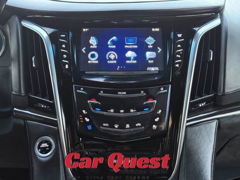 Used 2017 Cadillac Escalade ESV Platinum image 34