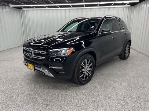 Used 2025 Mercedes-Benz GLE 350 4MATIC image 3