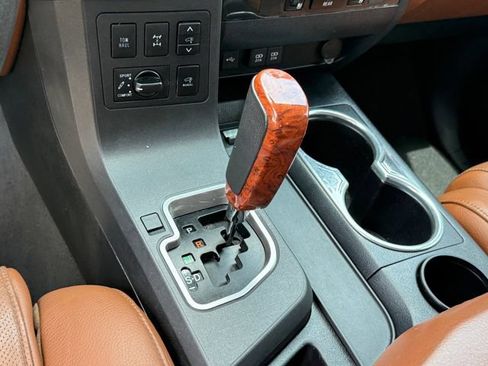 Used 2021 Toyota Sequoia Platinum AWD/4WD image 22