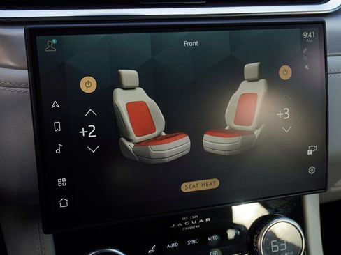 Used 2025 Jaguar F-PACE R-Dynamic S image 21