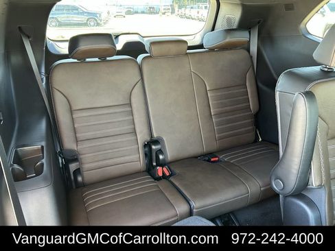 New 2026 GMC Acadia Denali Ultimate w/ LPO, Floor Liner Package AWD/4WD image 27