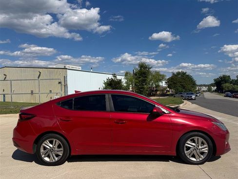 Used 2019 Hyundai Elantra SEL FWD image 6