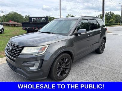 Used 2017 Ford Explorer XLT w/ Equipment Group 202A
