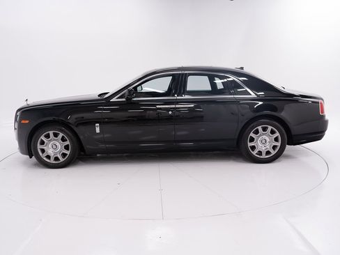 Certified 2017 Rolls-Royce Ghost image 2