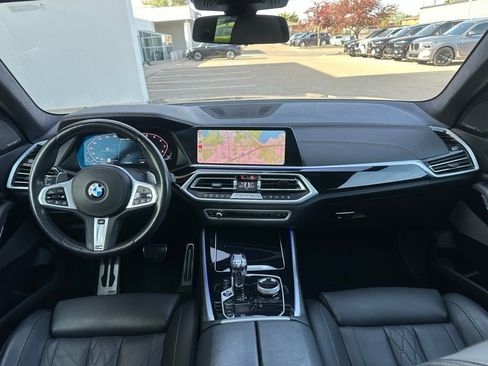 Used 2022 BMW X5 M50i w/ Executive Package AWD/4WD image 19