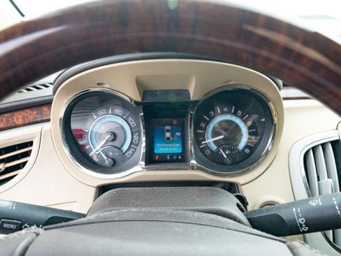 Used 2011 Buick LaCrosse CXS image 17