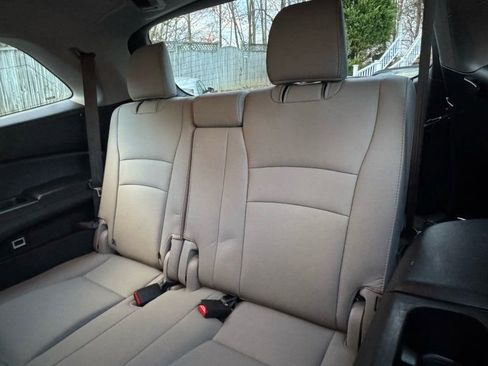 Used 2017 Honda Pilot EX-L image 17