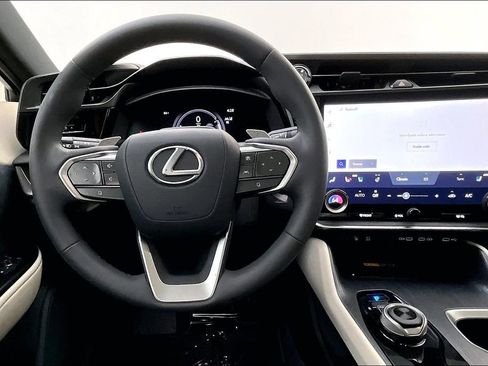 Used 2023 Lexus RZ 450e Premium w/ Accessory Package (Z1) image 7