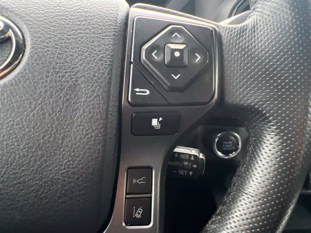 Used 2019 Toyota Tacoma TRD Off-Road AWD/4WD image 28