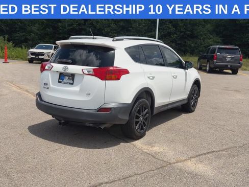 Used 2013 Toyota RAV4 LE FWD image 8