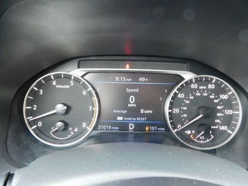 Used 2025 Nissan Altima 2.5 SV image 11