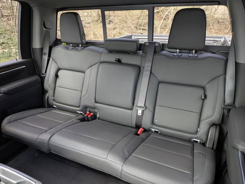 New 2026 GMC Sierra 2500 SLT w/ SLT Premium Package AWD/4WD image 31