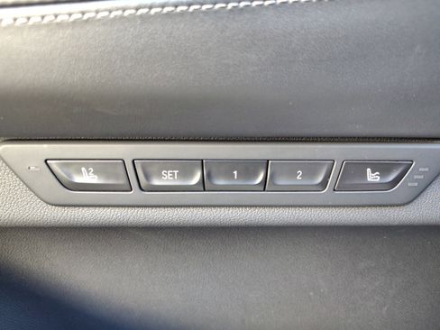 Used 2022 BMW 750i xDrive w/ Executive Package image 30