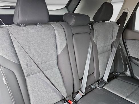 Used 2021 Nissan Rogue S image 10